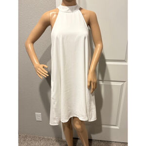 Women's Lulus lined White Halter Neck trapeze Shift Dress M